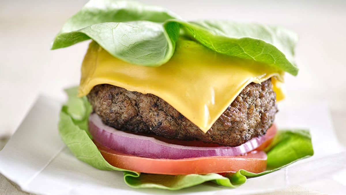 Wendy’s Low Carb Guide for KETO [2023 HACKS]